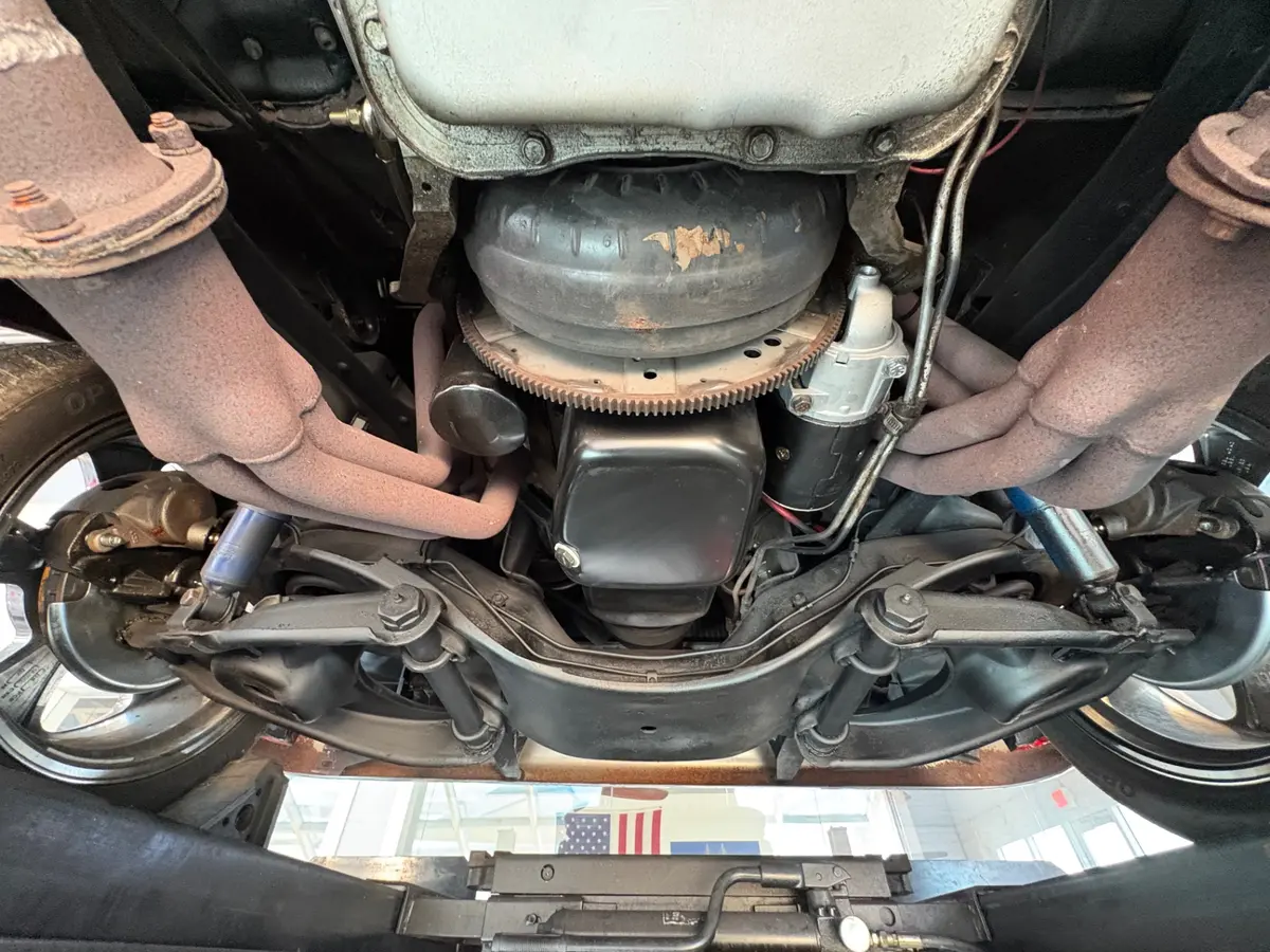 Vehicle photo 49