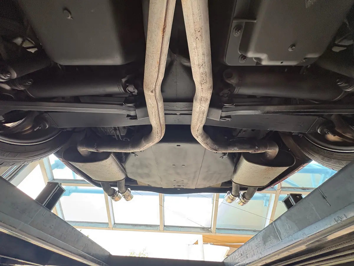 Vehicle photo 55