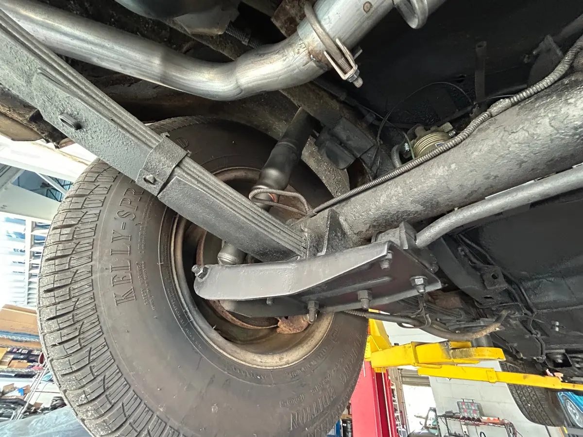 Vehicle photo 45