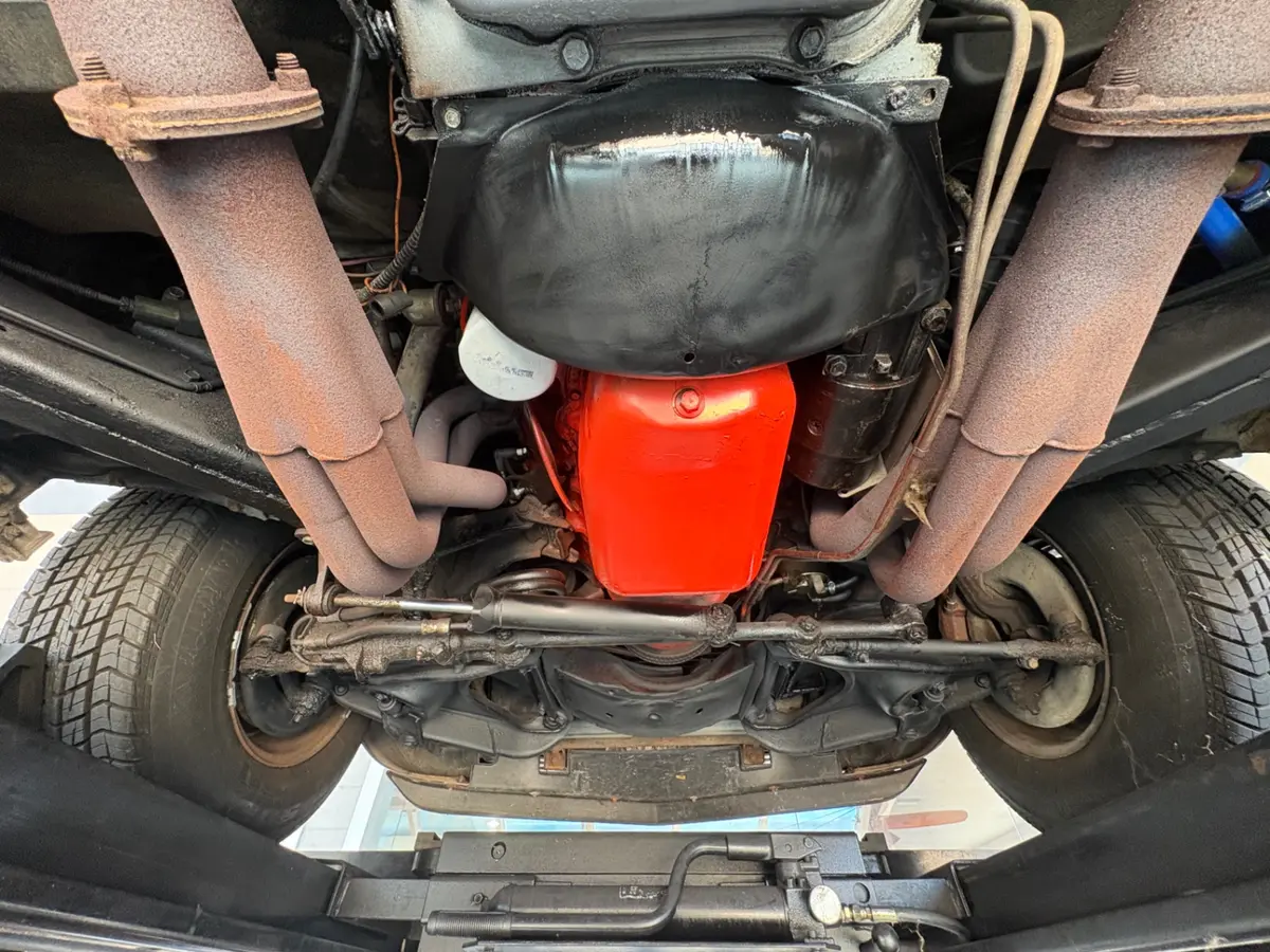 Vehicle photo 51