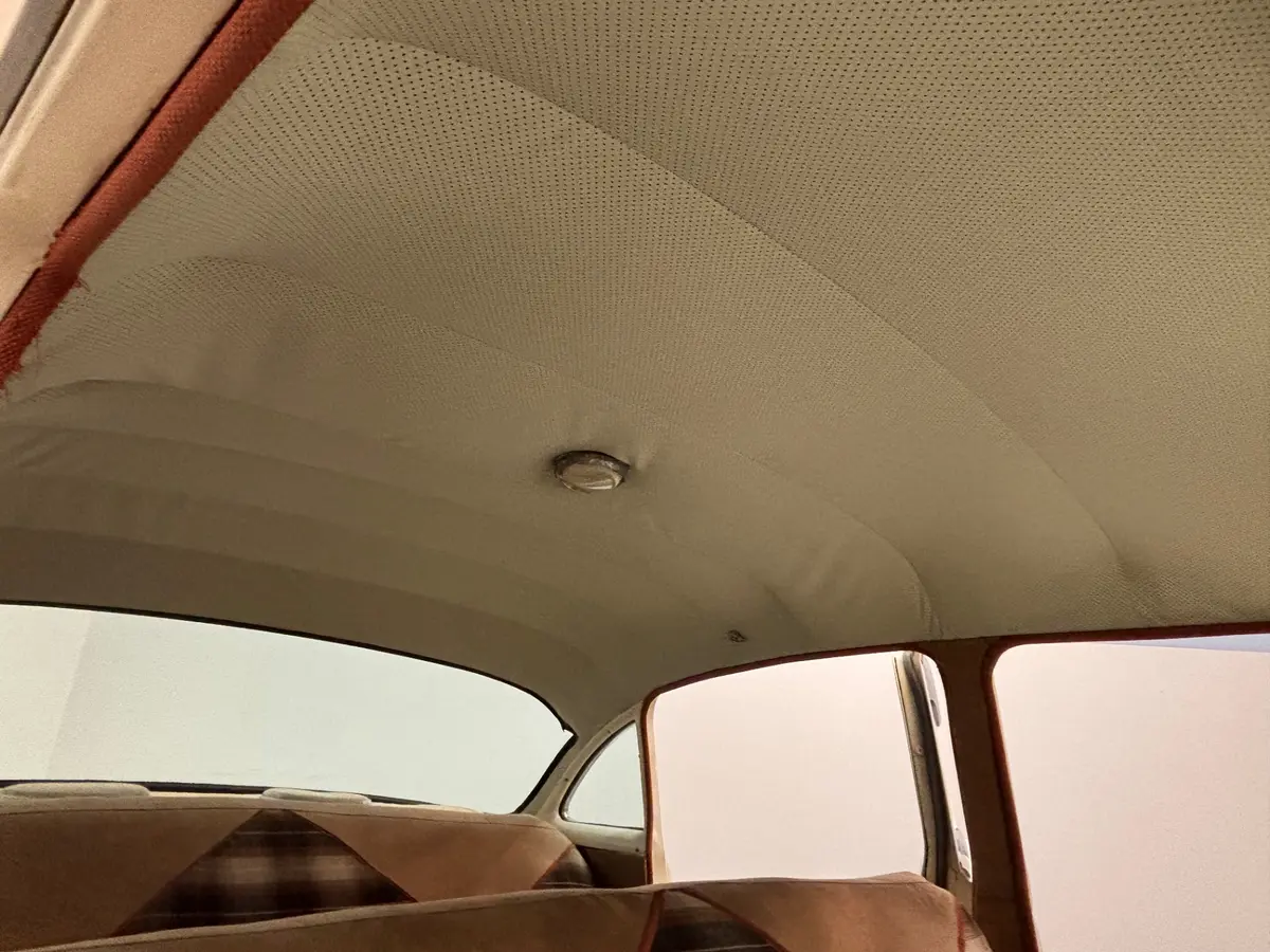 Vehicle photo 34