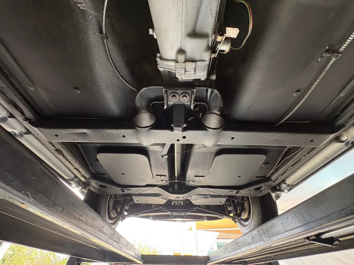 Vehicle photo 68