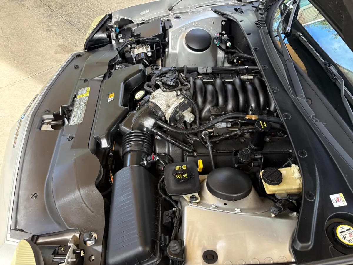 Vehicle photo 36