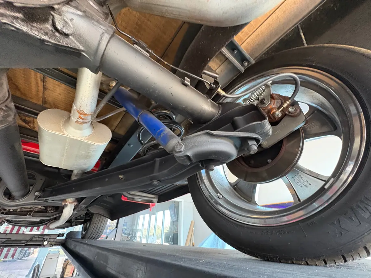 Vehicle photo 45