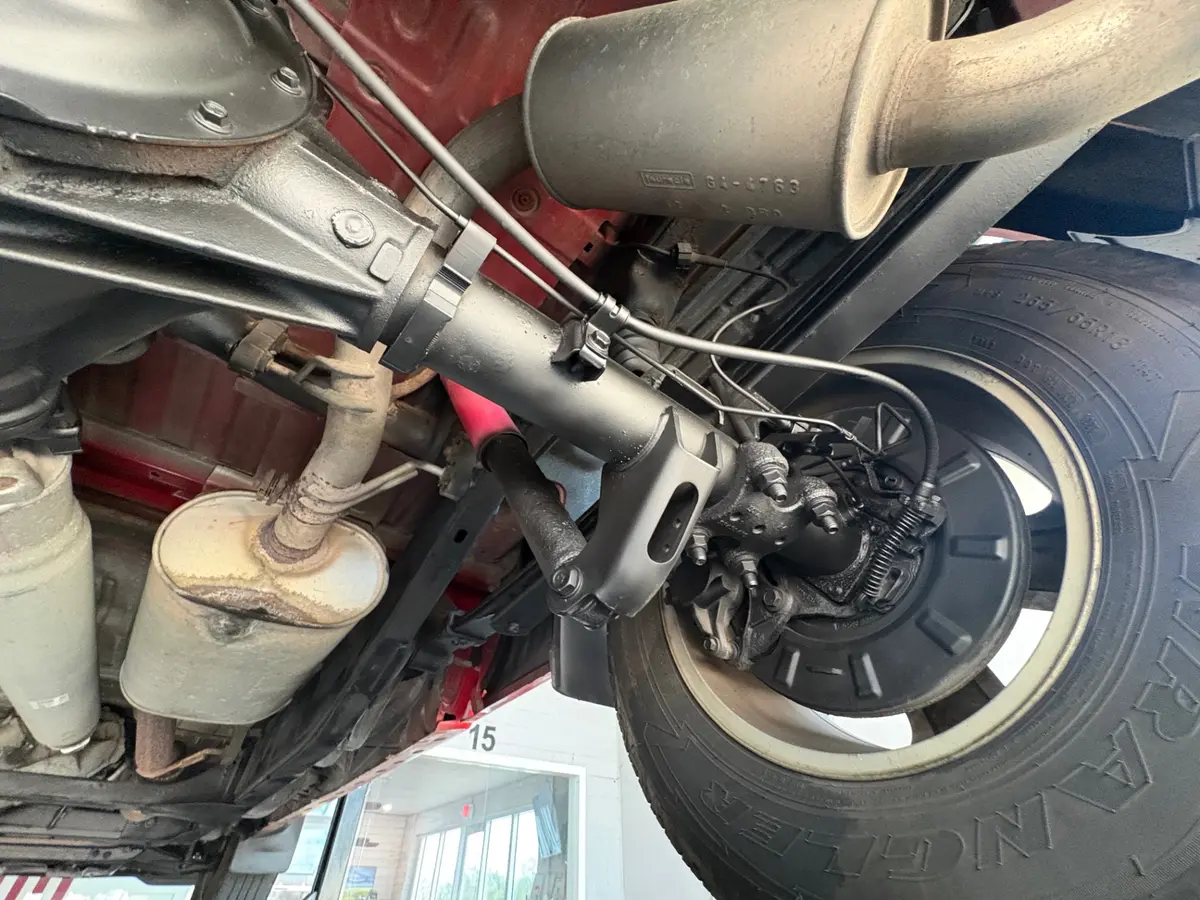 Vehicle photo 51