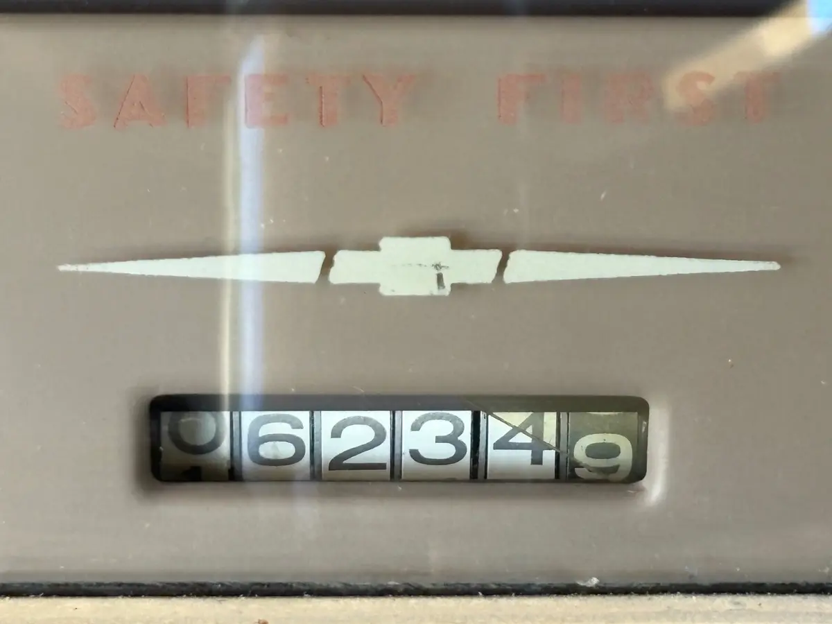 Vehicle photo 22