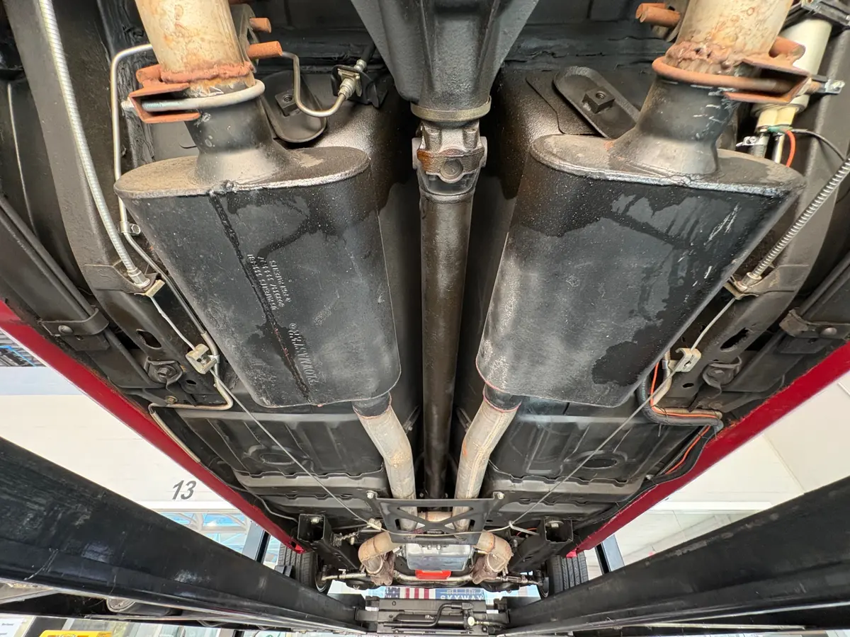 Vehicle photo 49