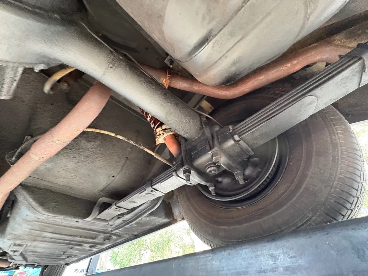 Vehicle photo 47