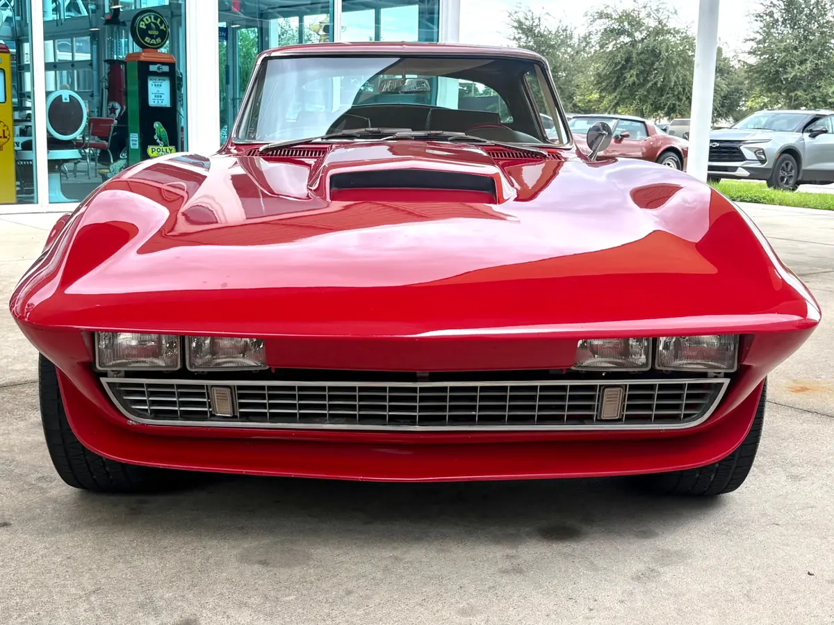 Vehicle photo 2
