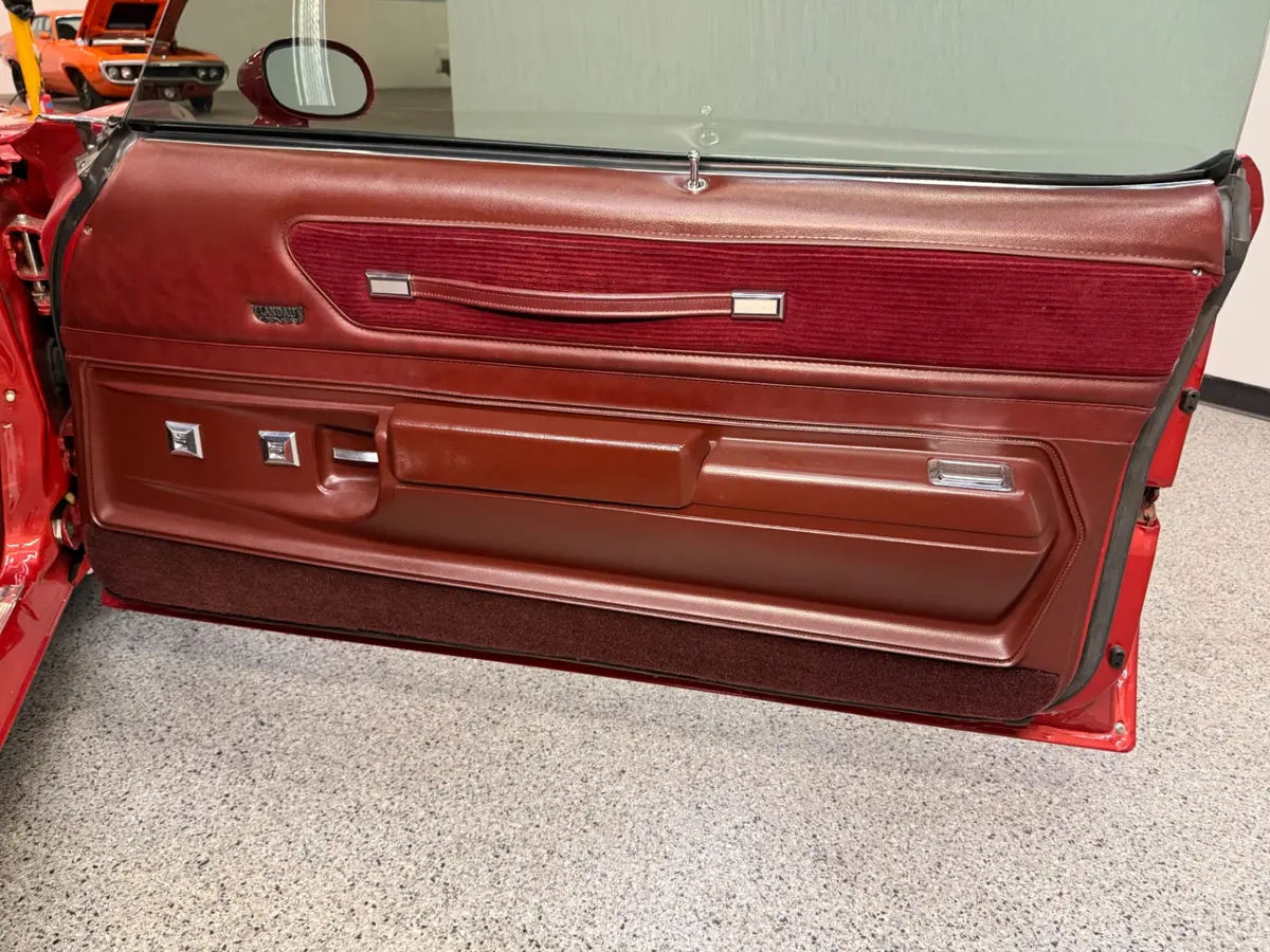 Vehicle photo 39