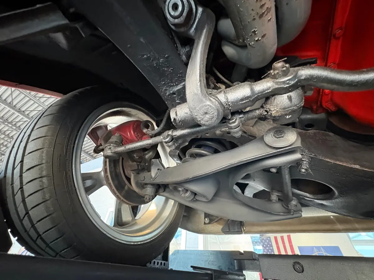 Vehicle photo 48