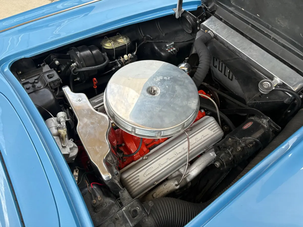 Vehicle photo 27