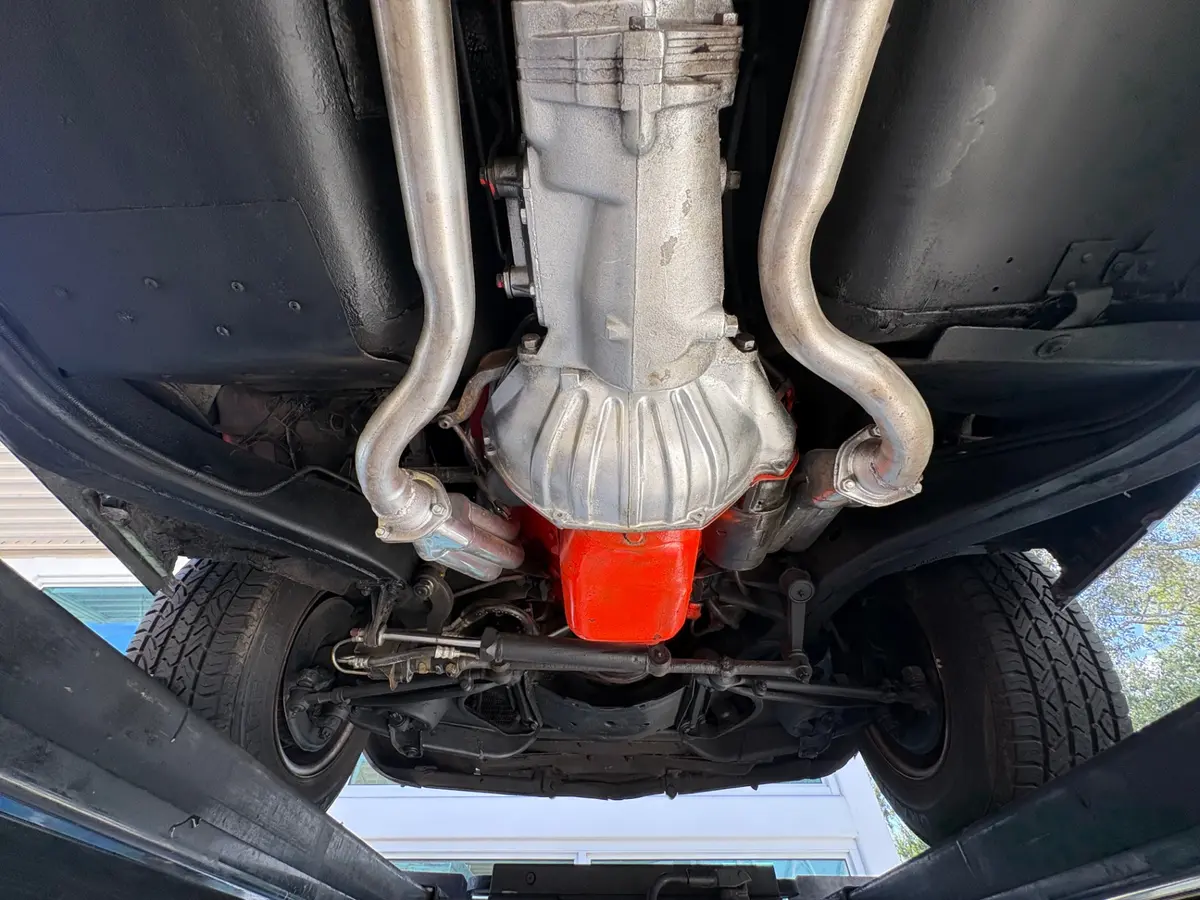 Vehicle photo 49