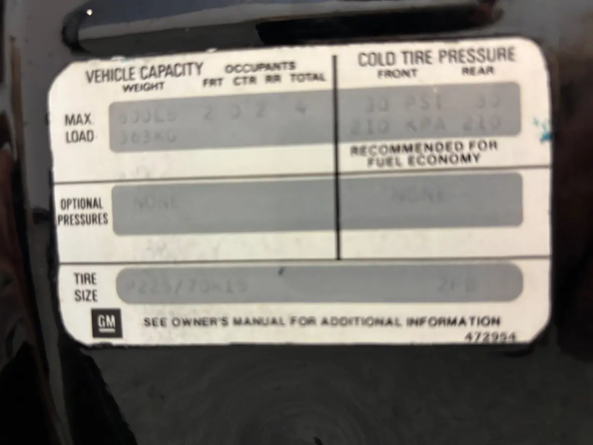 Vehicle photo 12