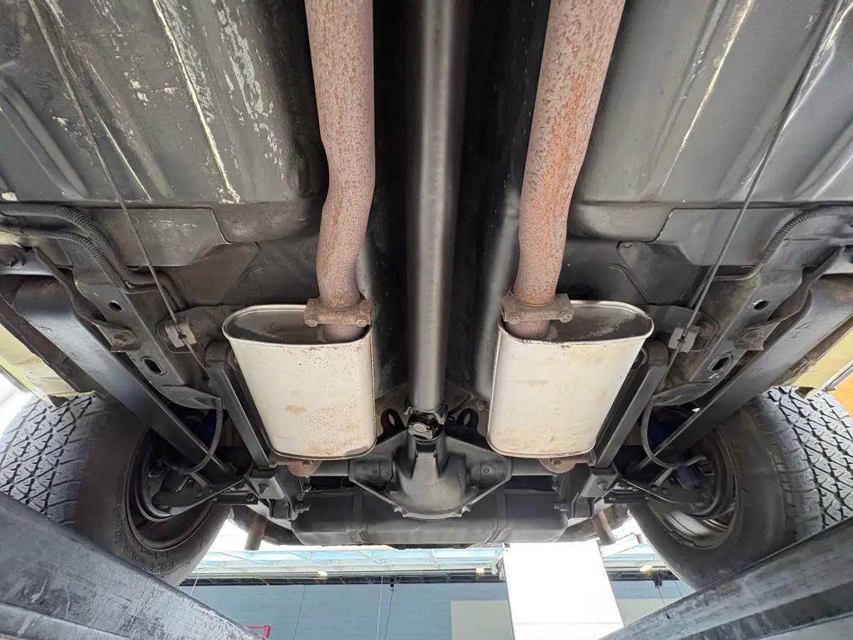 Vehicle photo 60