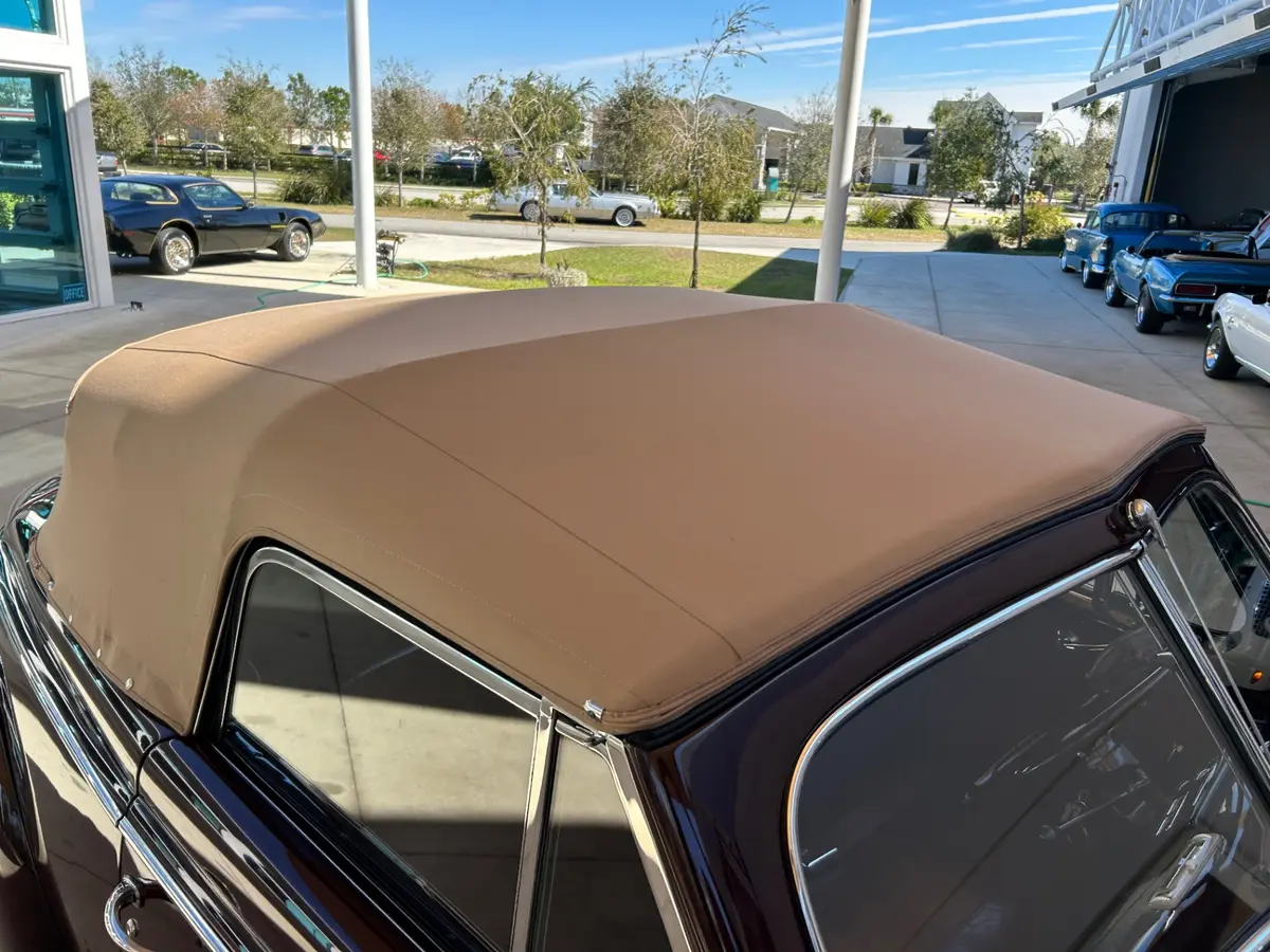 Vehicle photo 27