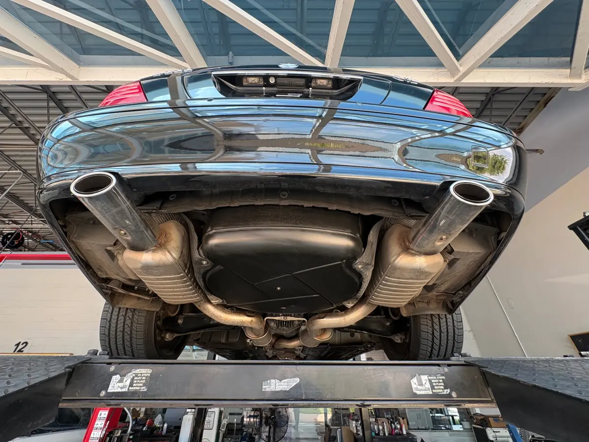 Vehicle photo 48