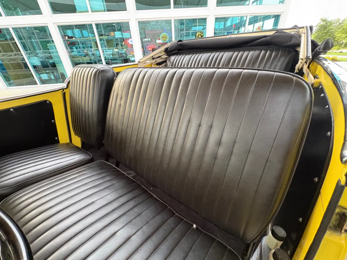 Vehicle photo 36