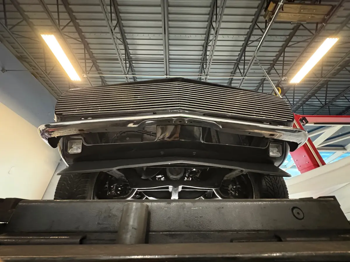 Vehicle photo 52