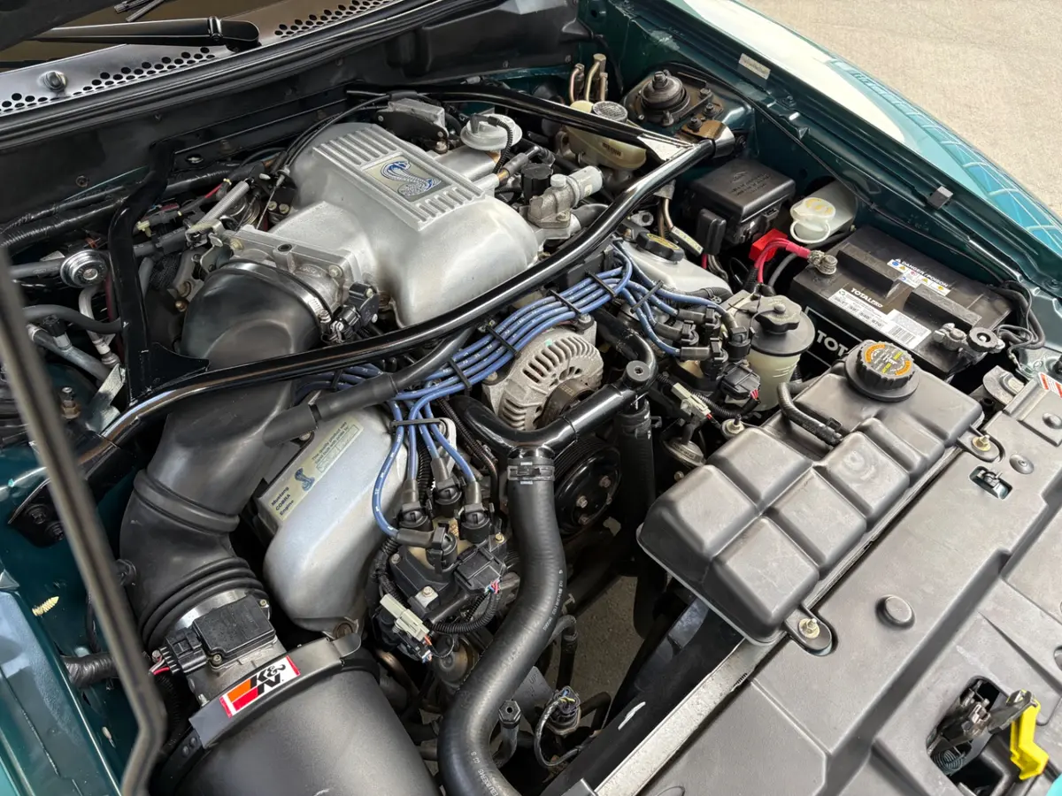 Vehicle photo 28