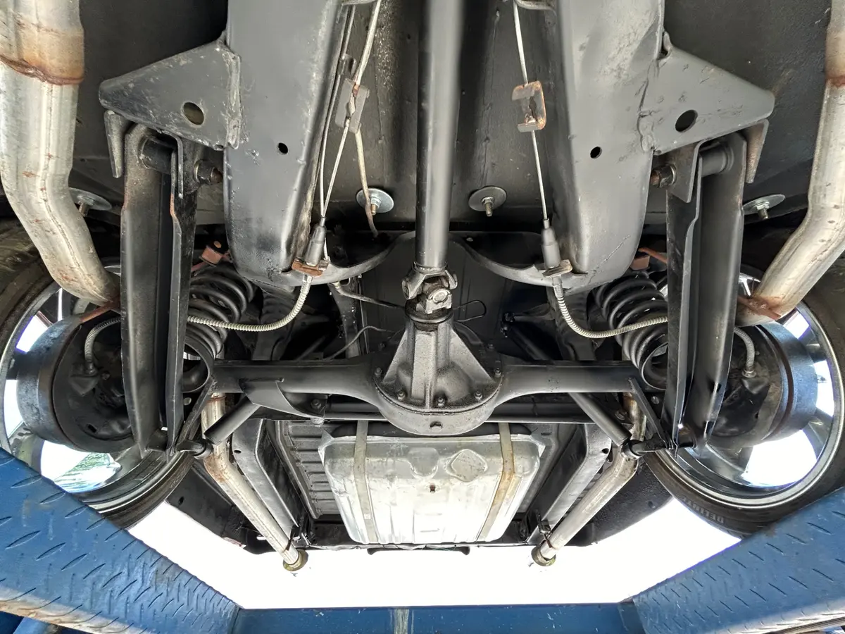 Vehicle photo 51