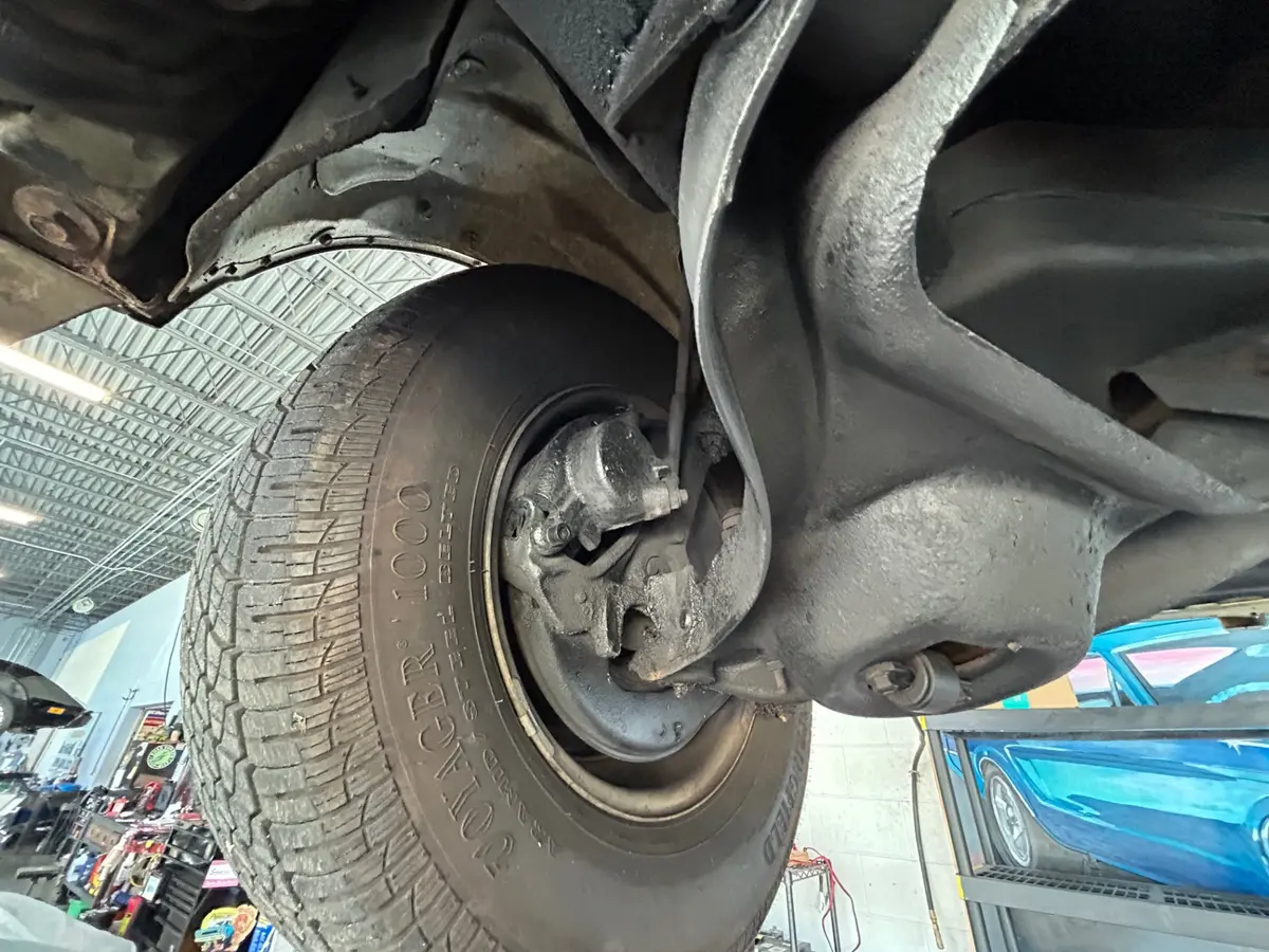 Vehicle photo 50