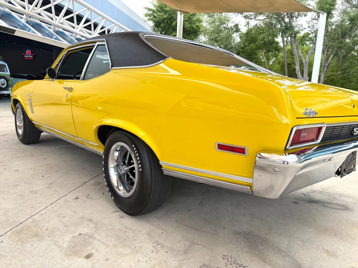 Vehicle photo 15