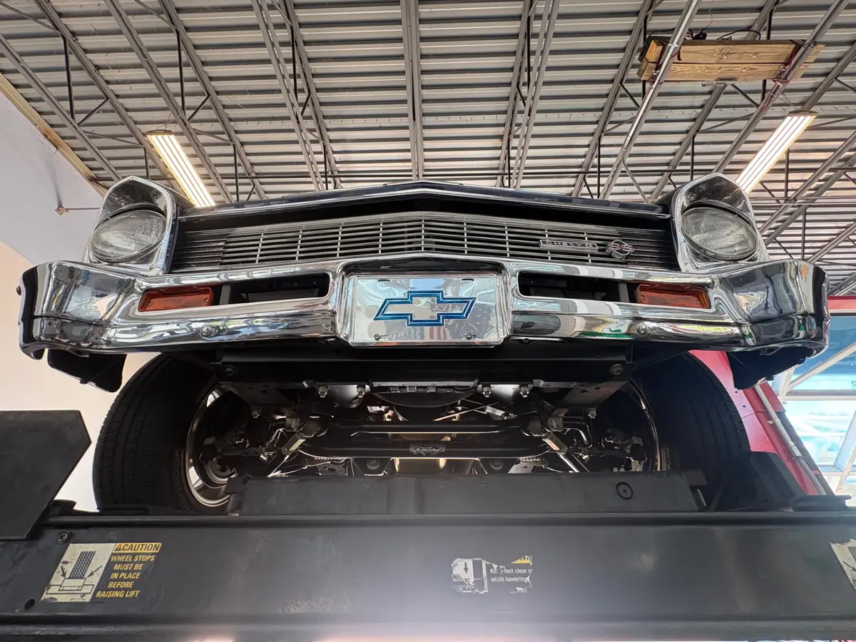 Vehicle photo 54