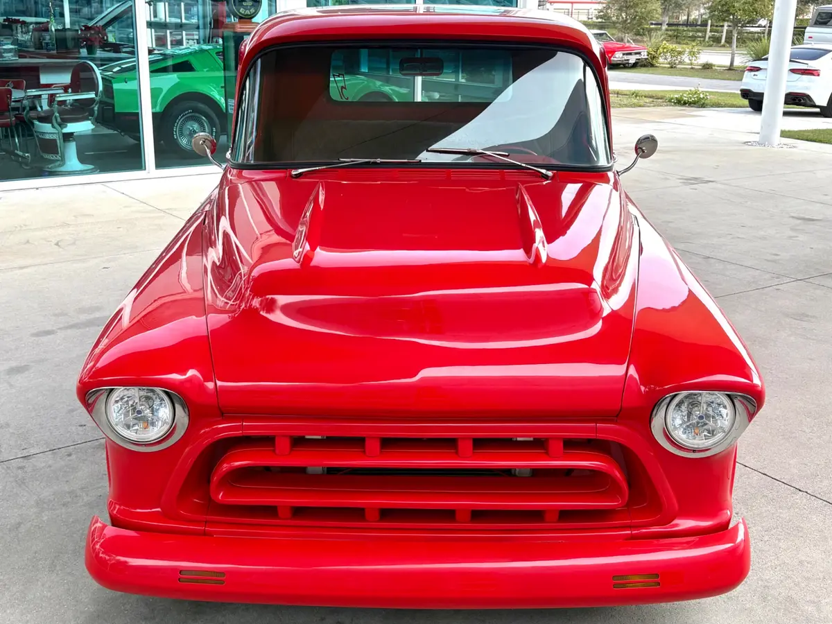 Vehicle photo 3
