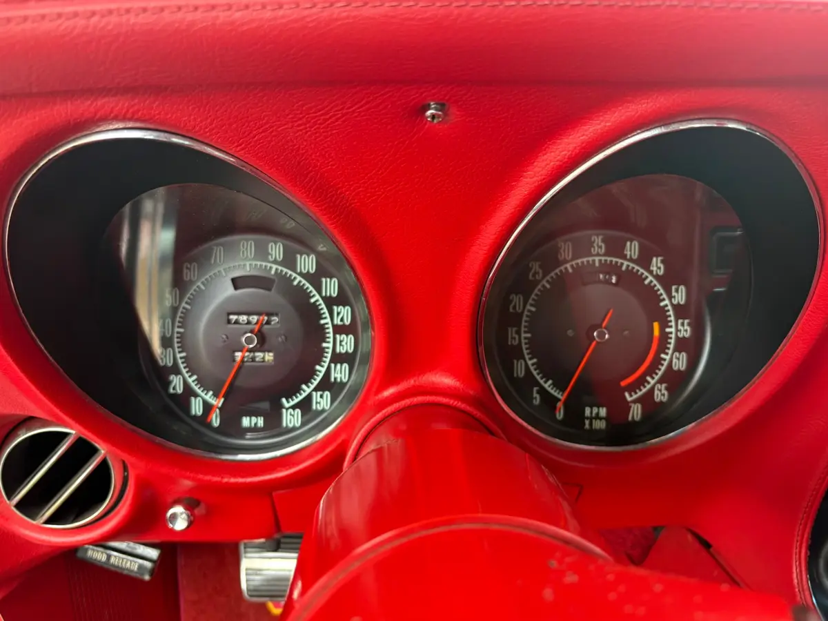 Vehicle photo 40