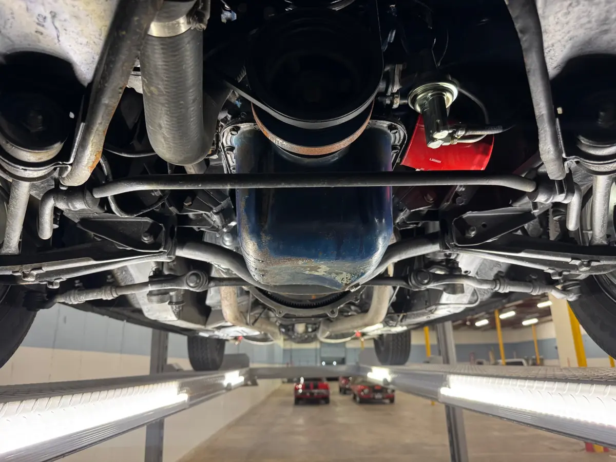 Vehicle photo 49