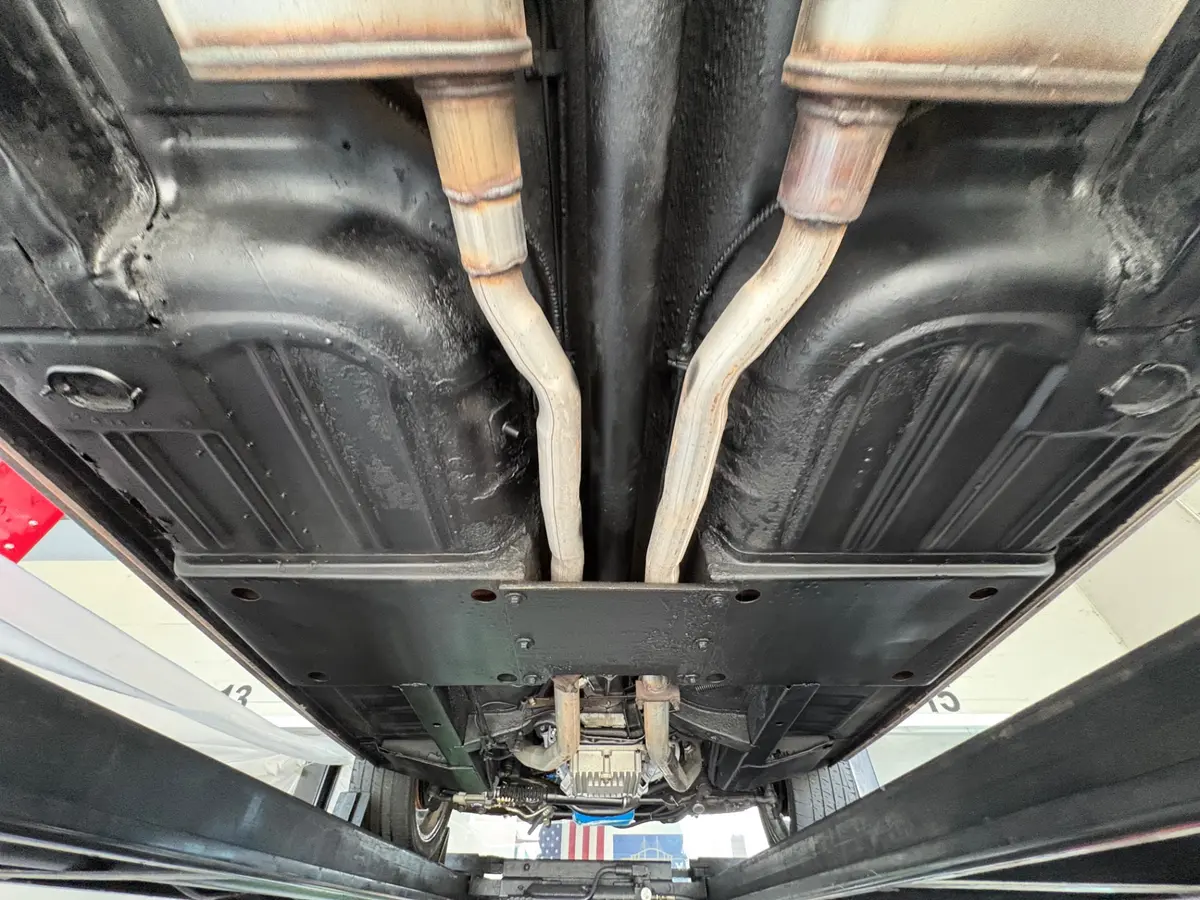 Vehicle photo 55