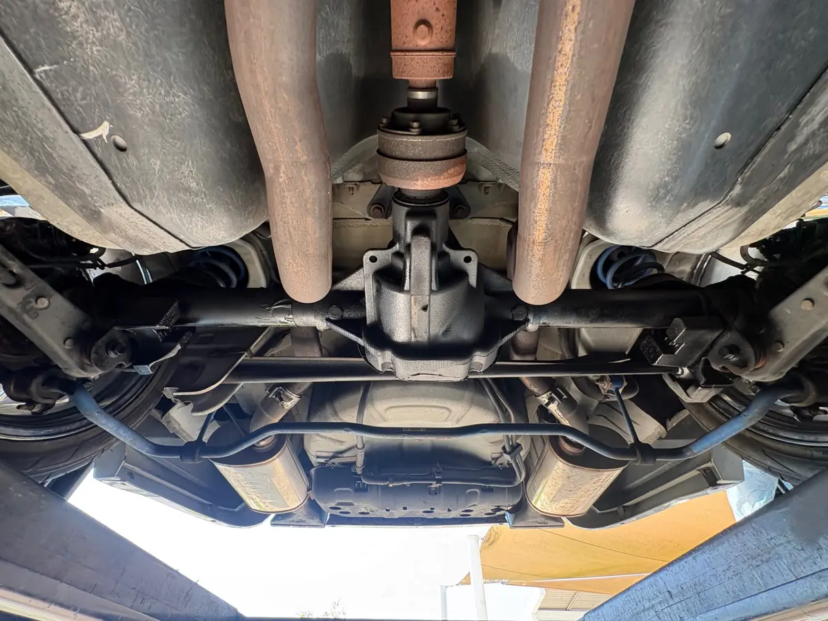 Vehicle photo 58