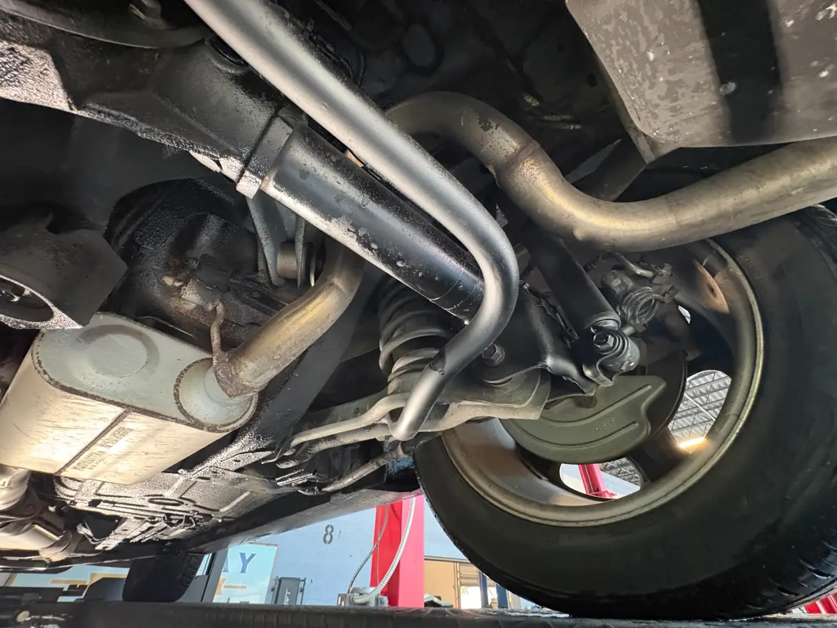 Vehicle photo 50