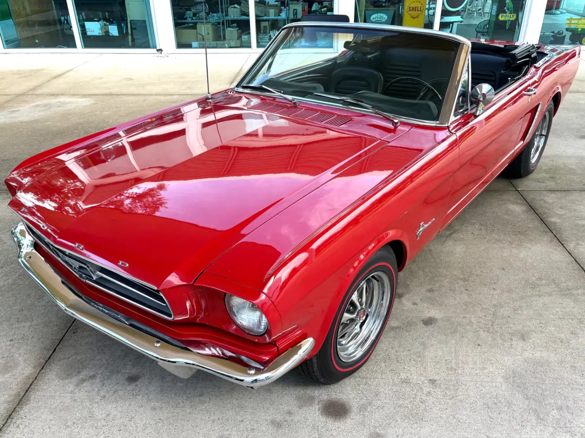 Vehicle photo 20