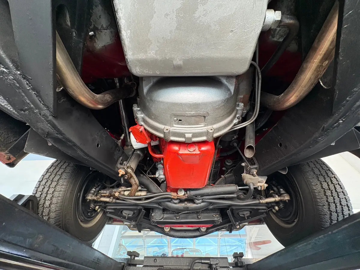 Vehicle photo 55