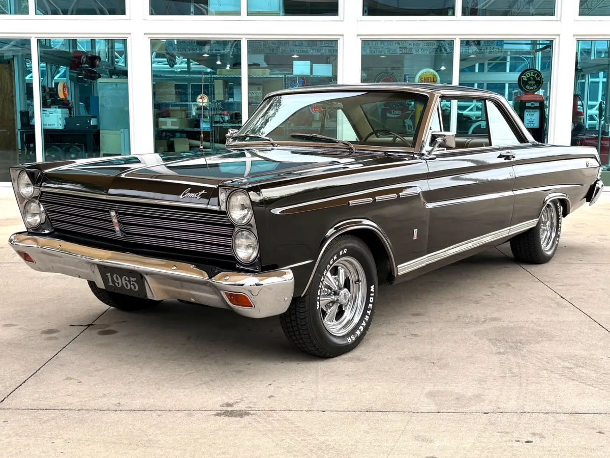 Vehicle photo 1