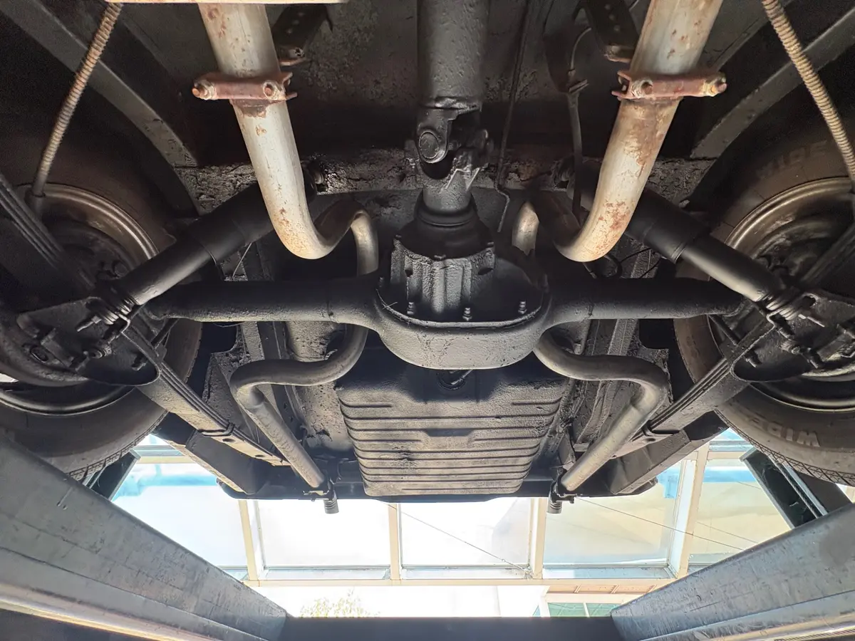 Vehicle photo 58