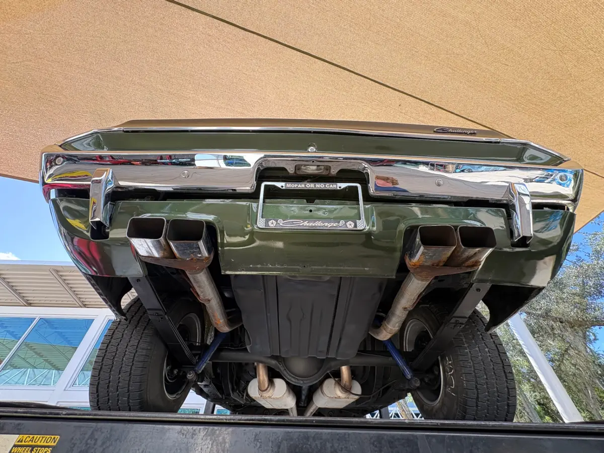 Vehicle photo 41