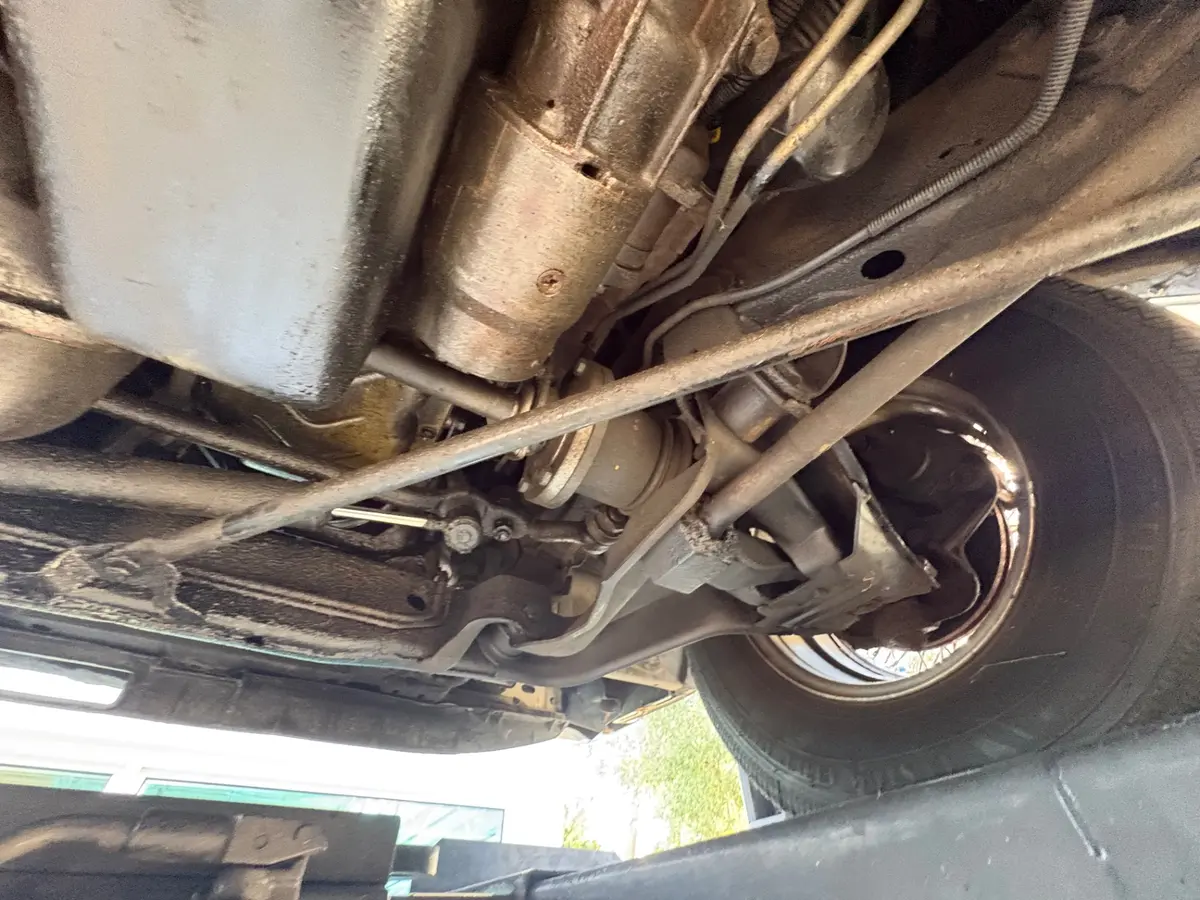 Vehicle photo 60