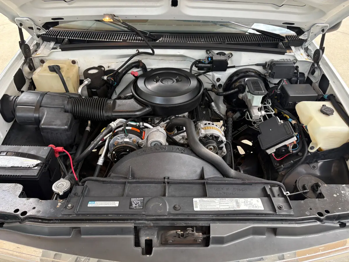 Vehicle photo 27