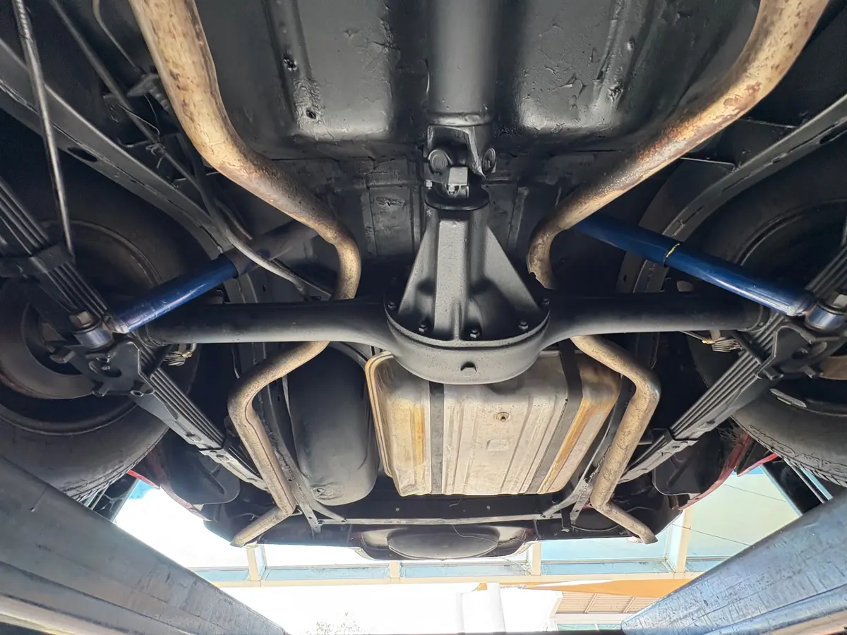 Vehicle photo 59