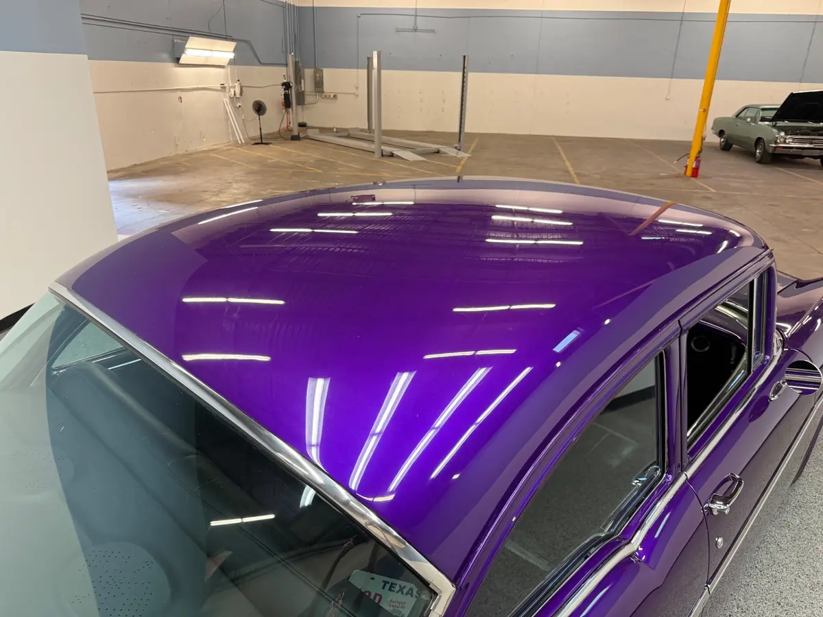 Vehicle photo 13