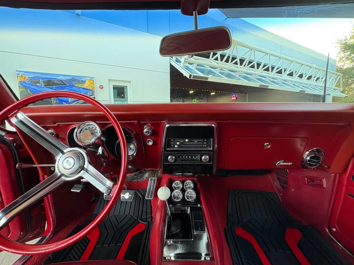 Vehicle photo 35