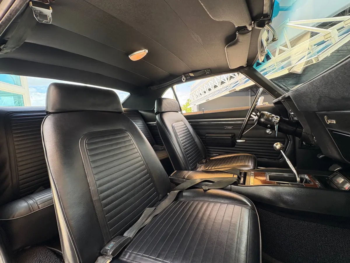 Vehicle photo 57
