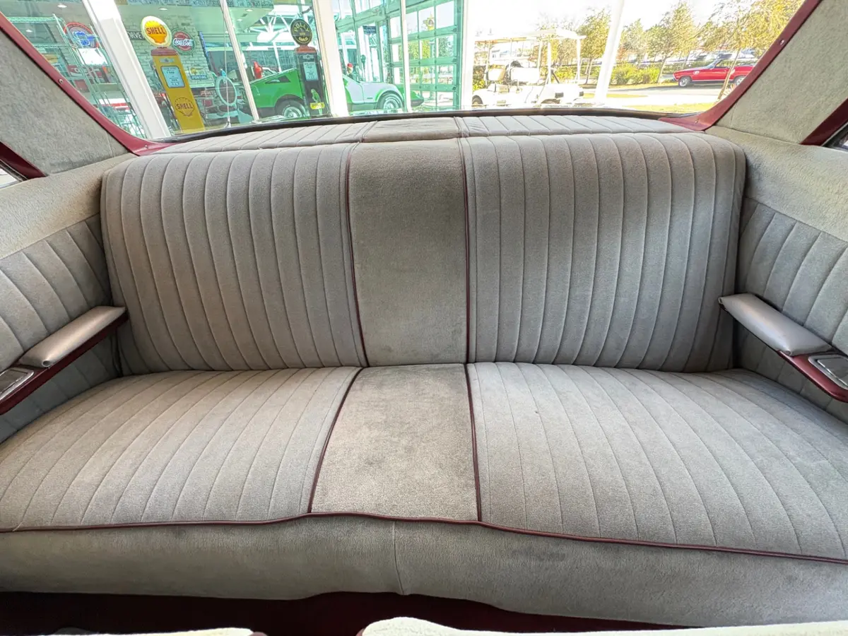 Vehicle photo 36