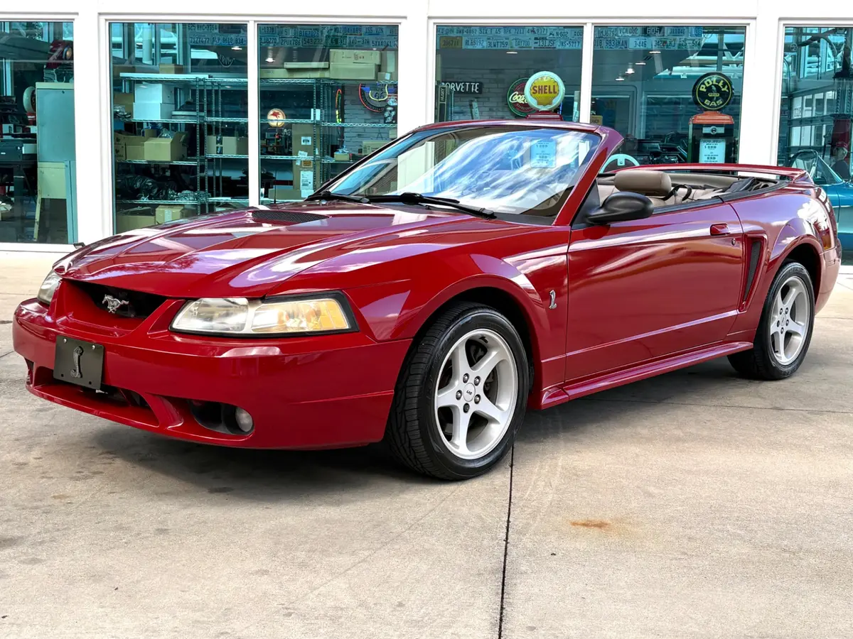 Vehicle photo 11