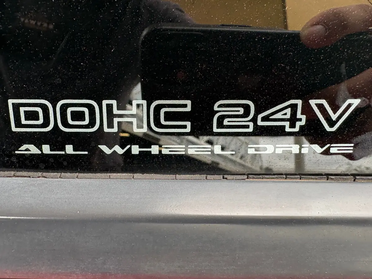 Vehicle photo 23