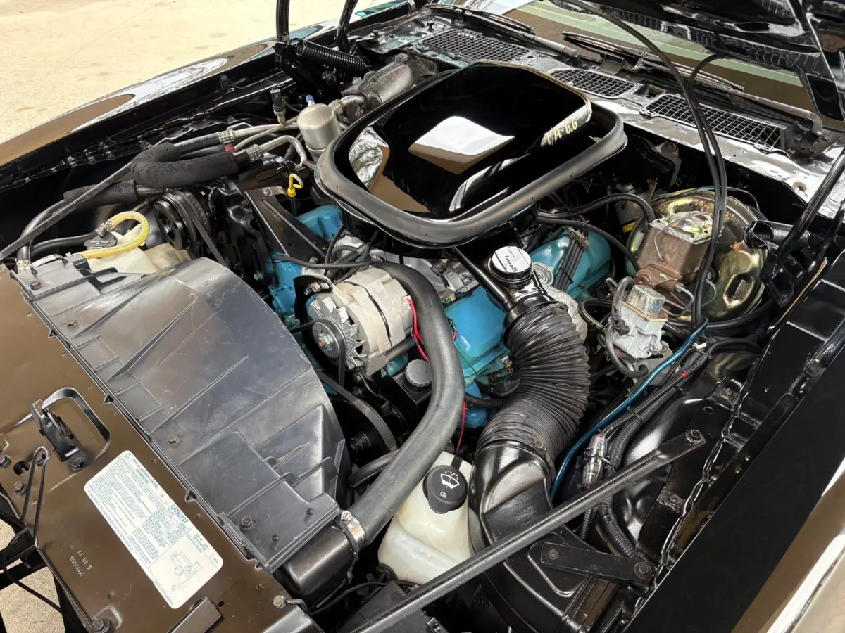 Vehicle photo 42