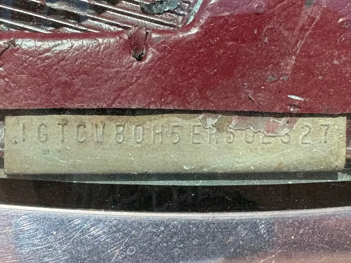Vehicle photo 22